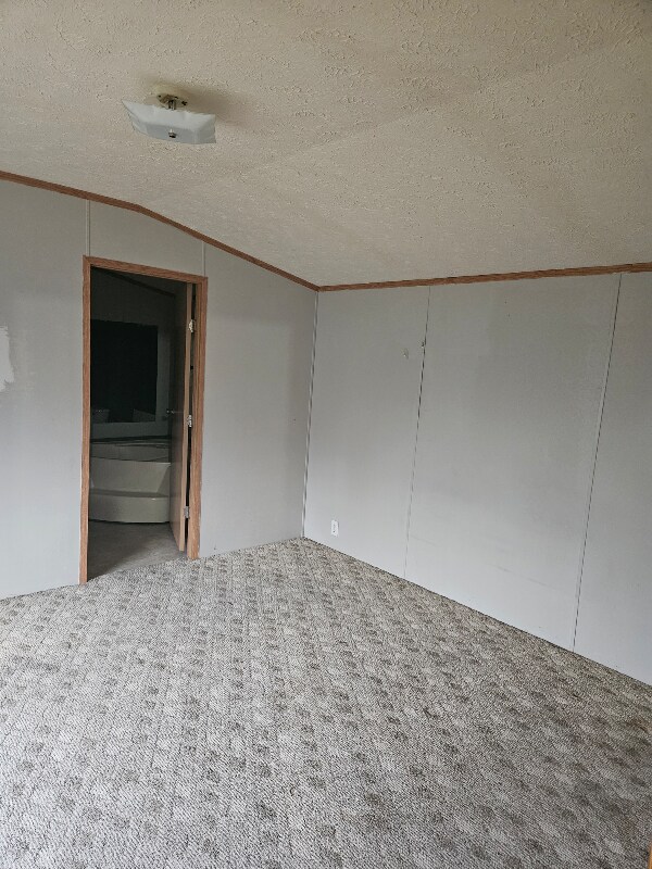 Photo - 910 Roach Rd