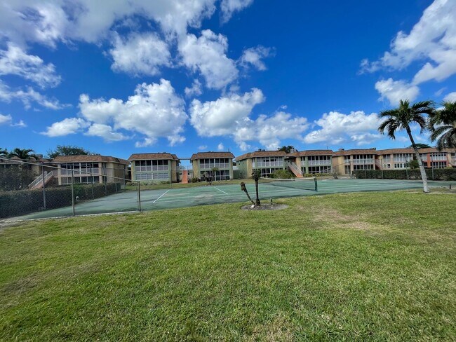 ANNUAL RENTAL - 2 BED / 2 BATH AT SORRENTO... - ANNUAL RENTAL - 2 BED / 2 BATH AT SORRENTO...