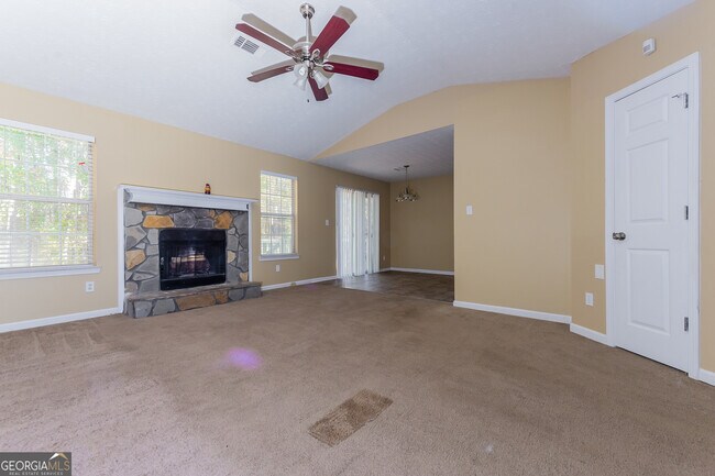 Photo - 6805 Silver Maple Dr