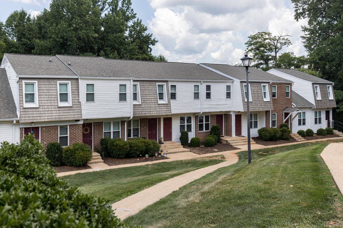Old Mill Townhomes - Old Mill Townhomes