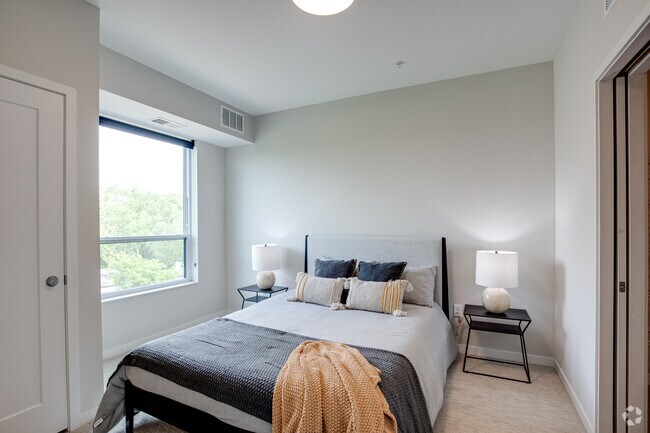 1BR, 1BA - 743SF - Merino