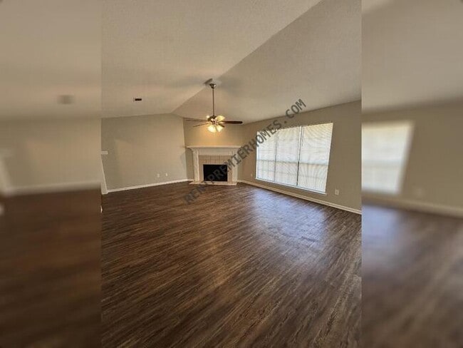 Photo - 103 White Wing Way