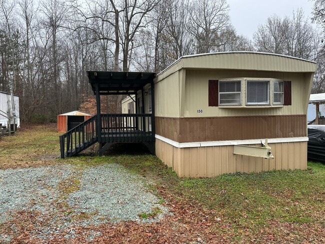 Building Photo - Mebane