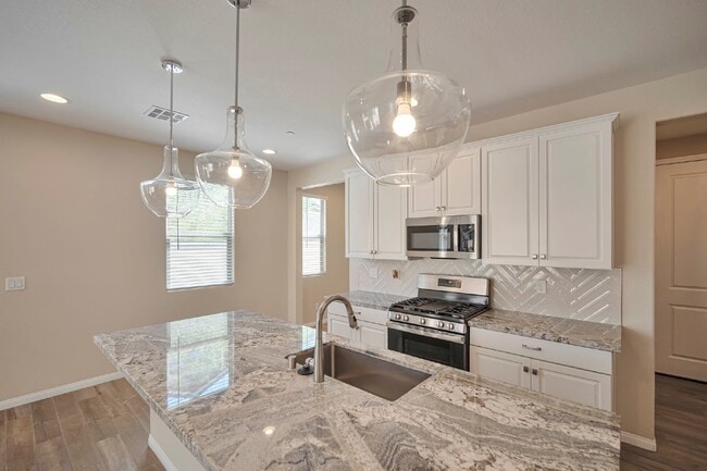 Photo - 780 Aurora Vale Pl
