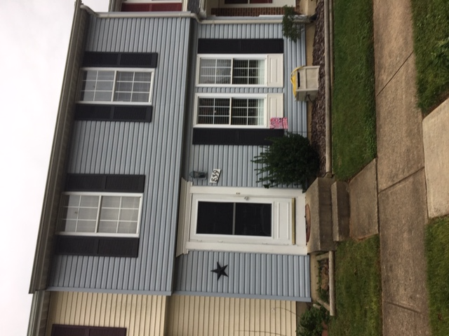 Photo - 839 Oak Leaf Ct Townhome