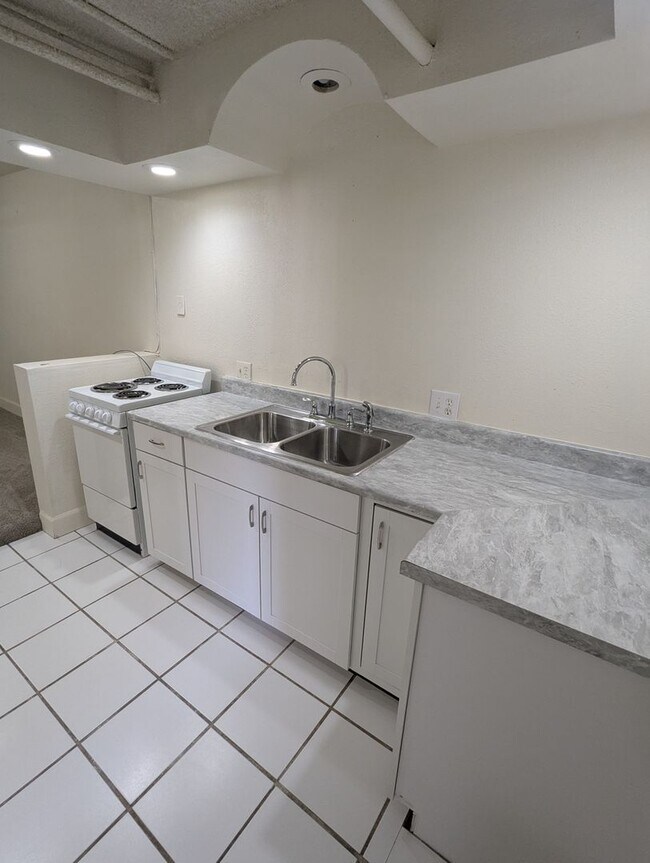 Photo - King George Unit Apartment 5