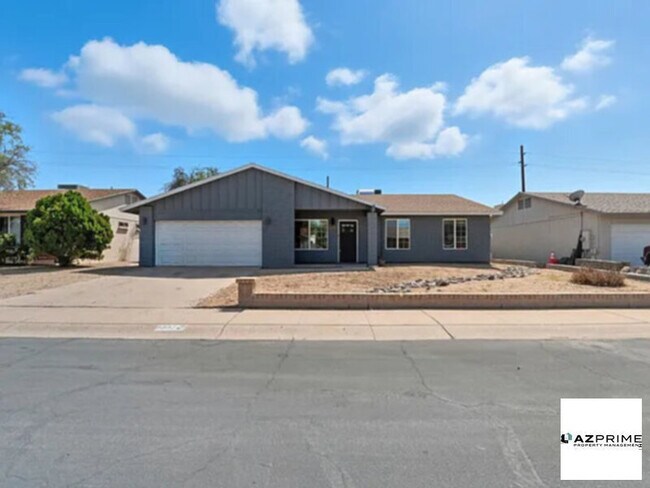 Photo - 6337 W Caron St