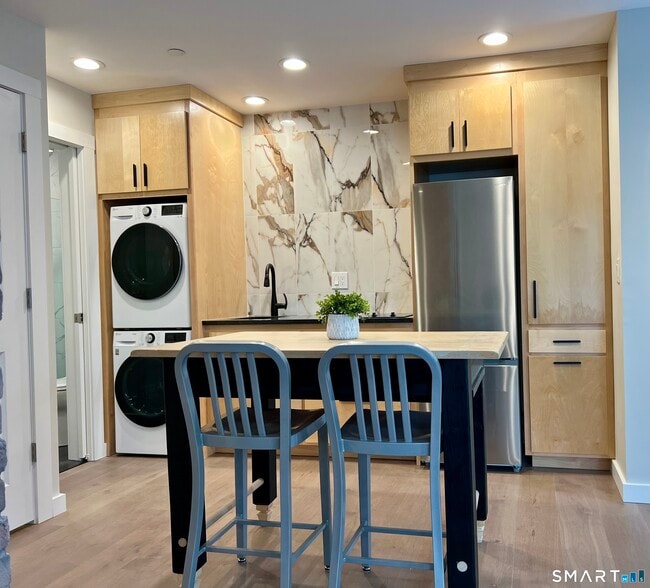 Photo - 177 Butternut St Unit 3