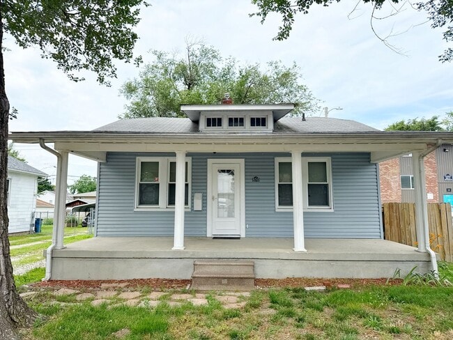 For Rent...850 Rice St, Wood River, IL 62095 - For Rent...850 Rice St, Wood River, IL 62095 Casa