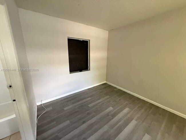 Photo - 817 NW 10th St Unit 2