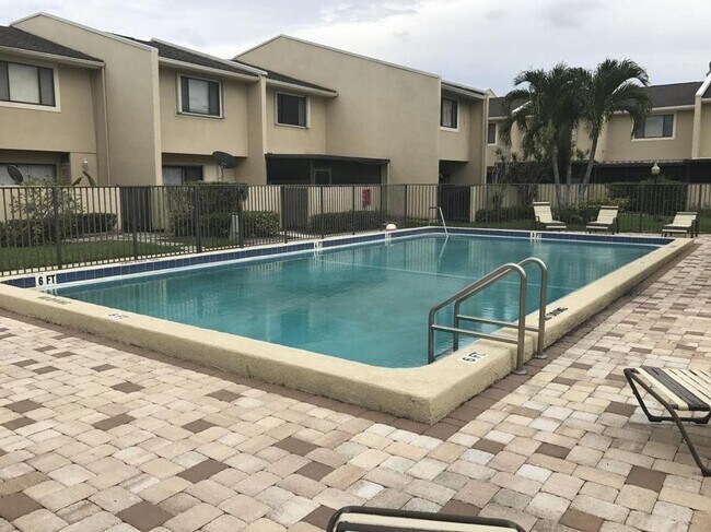 Photo - 139 Sparrow Dr