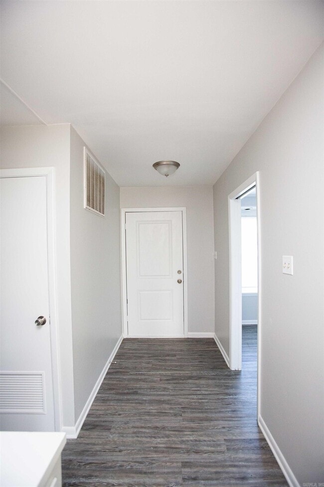 Photo - 500 S Mississippi St