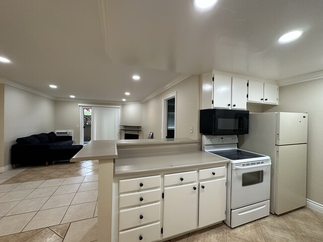 Photo - 227 Woodland Pky