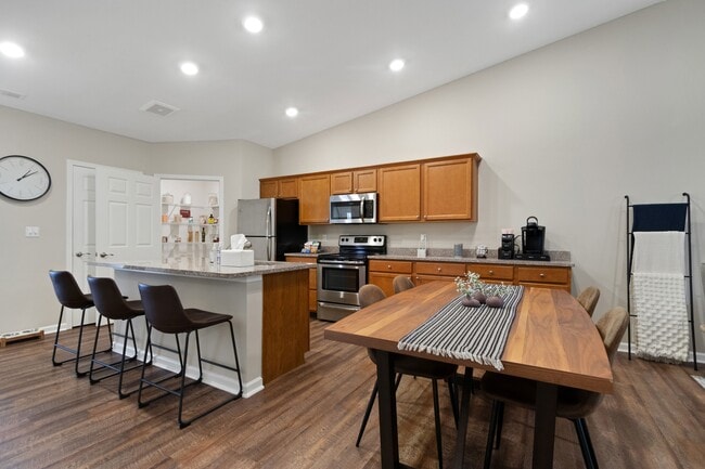 Photo - Redwood Indianapolis