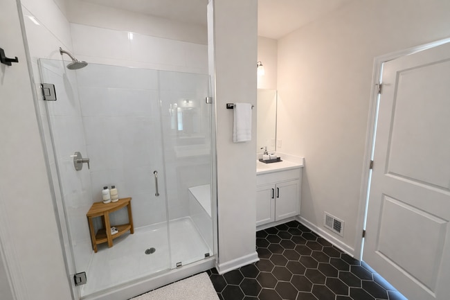 Photo - 2435 Ownby Ln