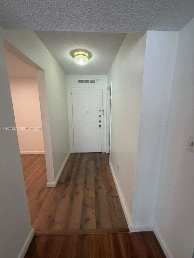 Building Photo - 2780 NE 183rd St Unit 410