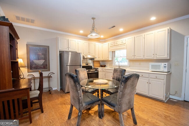 Photo - 201 Robinson Rd Unit C