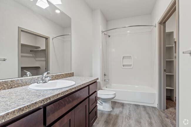 2BR, 2BA - 1,000SF - 1st Bathroom - Lockhart Springs