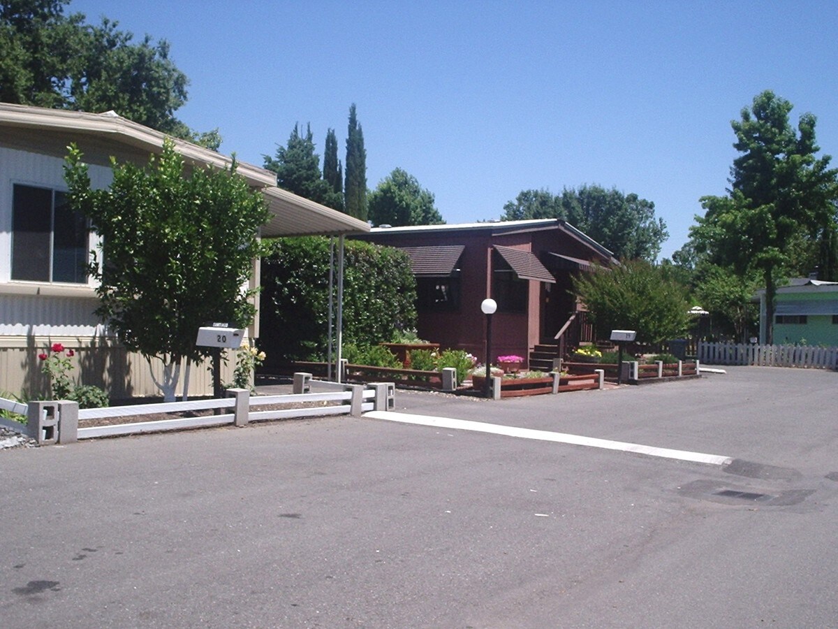 Photo - Royal Palms Mobile Home Park