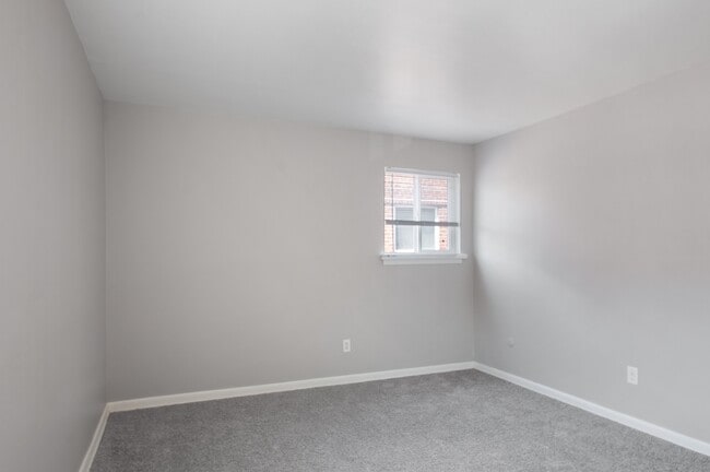 Photo - Pearl Gate Apartments