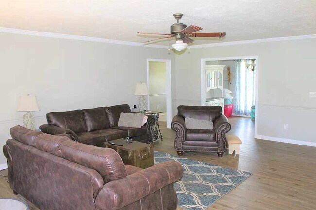 Photo - 2868 Joe Dowlen Rd