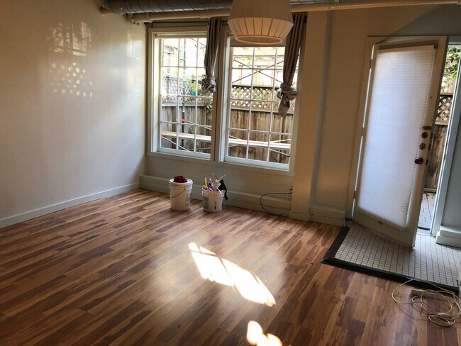 Photo - 1320 4th St