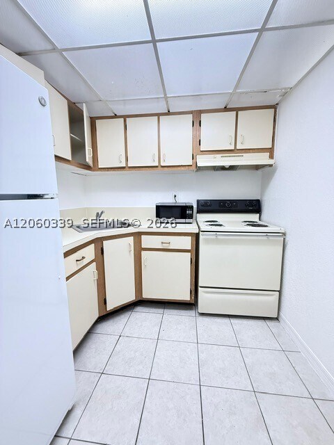Building Photo - 4550 NW 9th St Unit 812E