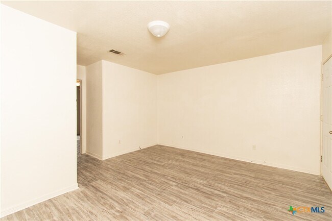 Photo - 1703 Cedarhill Dr Unit C