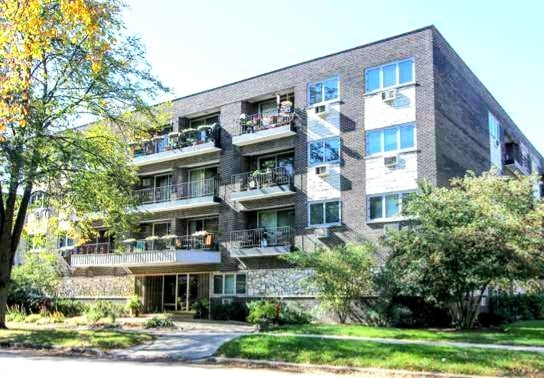 Building Photo - 401 S Grove Ave Unit 3D