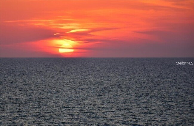 Photo - 4822 Ocean Blvd Unidad 5E