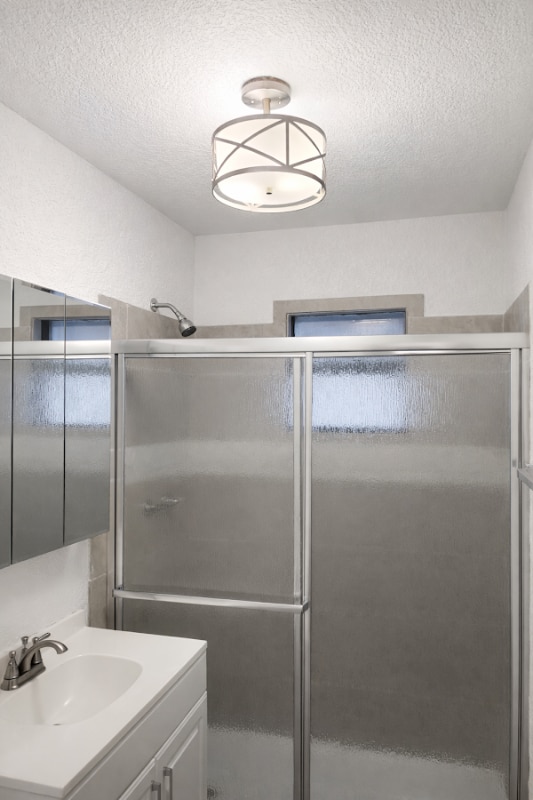 Photo - 528 W Kellis St