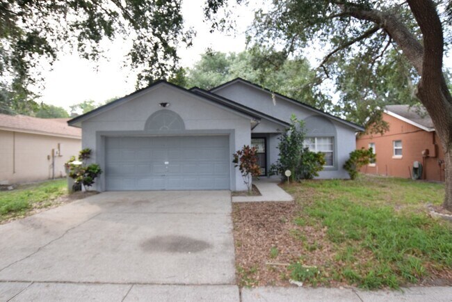 Photo - Recently Renovated 3 Bed 2 Bath Home for Rent in Apopka, FL!