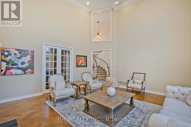 Photo - 53 Aldershot Crescent