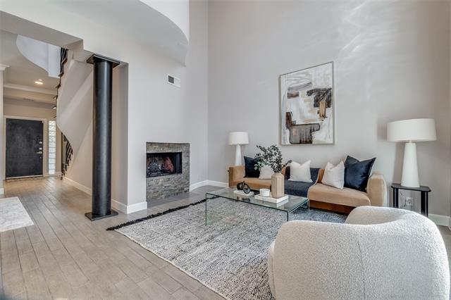 Photo - 4040 Avondale Ave Unit 402