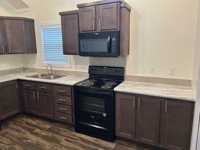 Photo - 5215 Crestway Rd