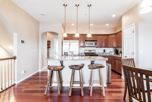 Photo - 2325 S G St Unidad ID1363976P