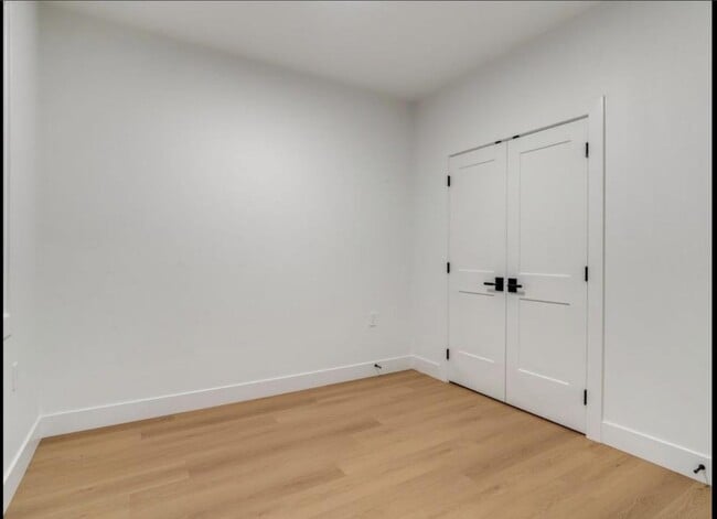 Photo - Bsmt 11772 92 AVE.