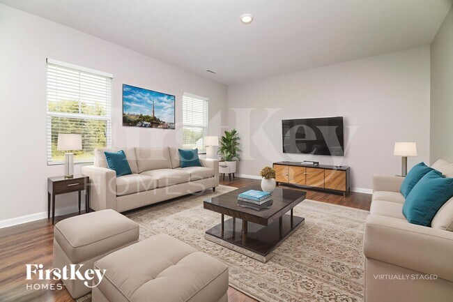 Photo - 210 Soy Bean Ln