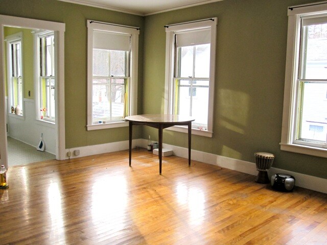 62 Brook St 62 Brook St  