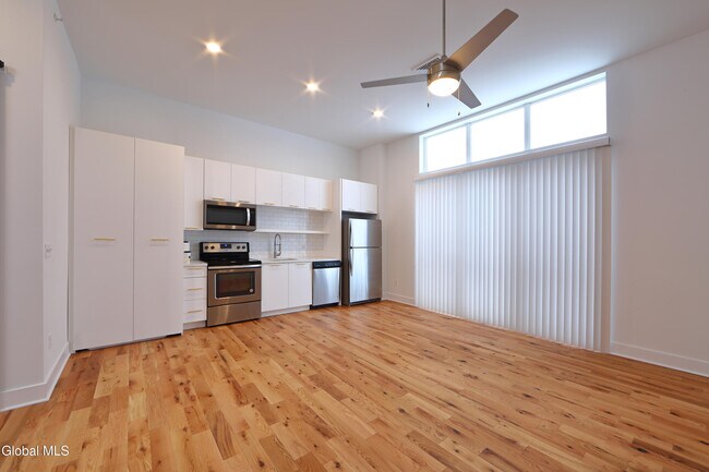 308 Excelsior Ave Unit 505