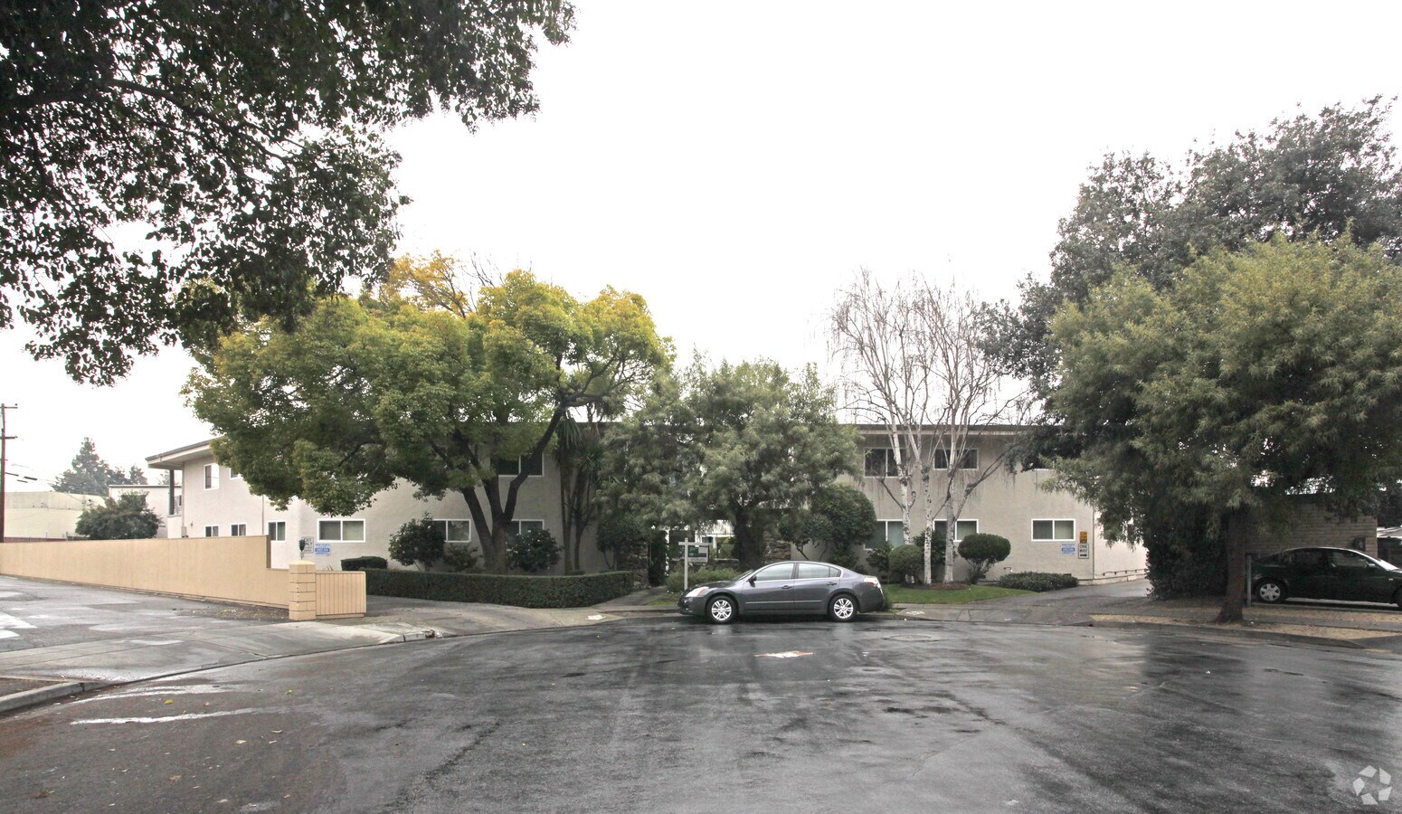 Photo - Blythe Court Apartments