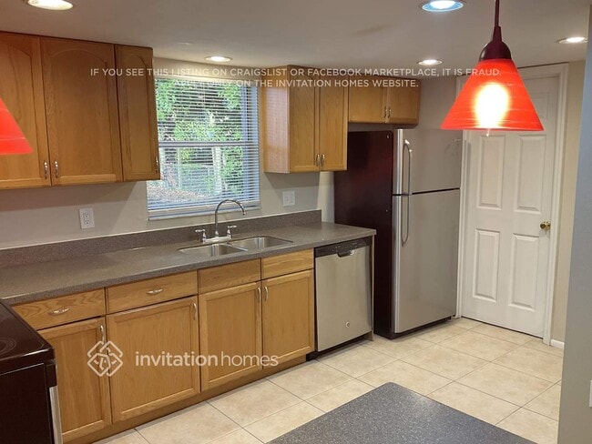 Photo - 11447 Walsingham Rd