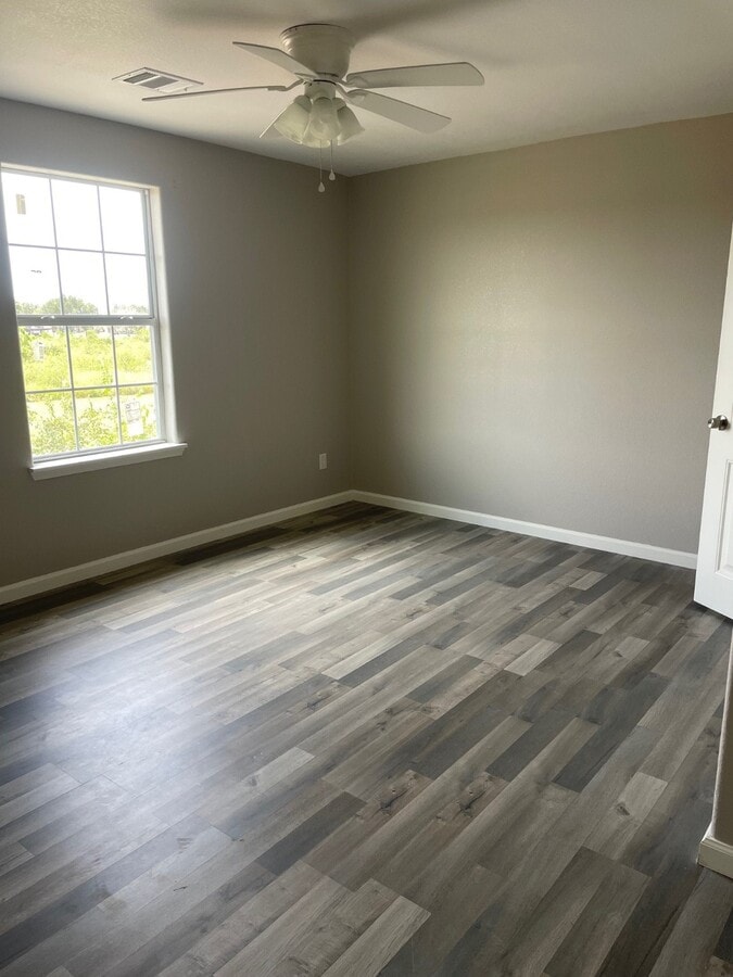 Photo - 17520 Julia Ave