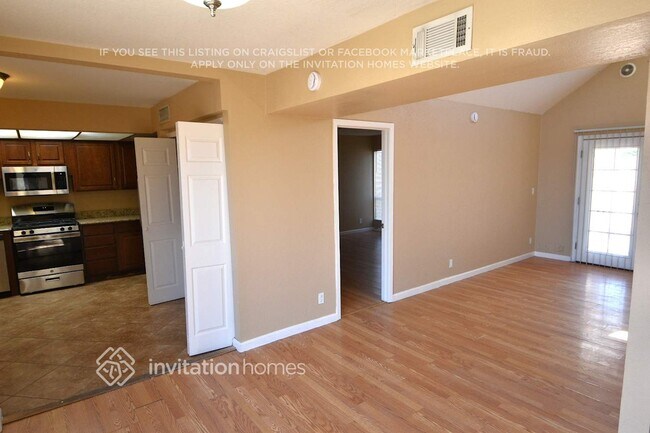 Photo - 9602 N 35th Dr