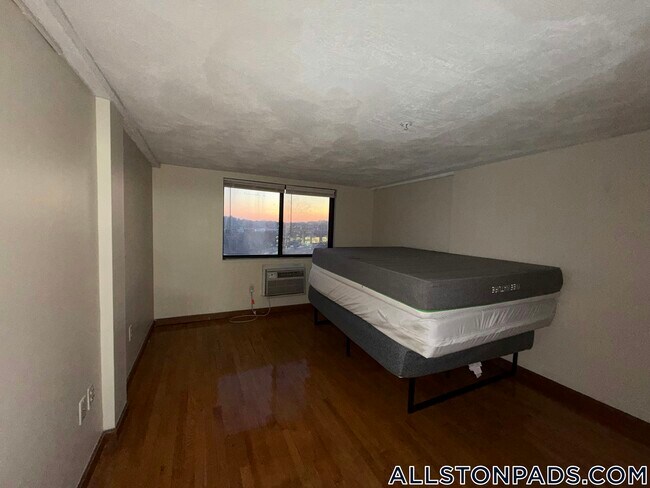 Photo - 1110 Commonwealth Ave Unidad 603