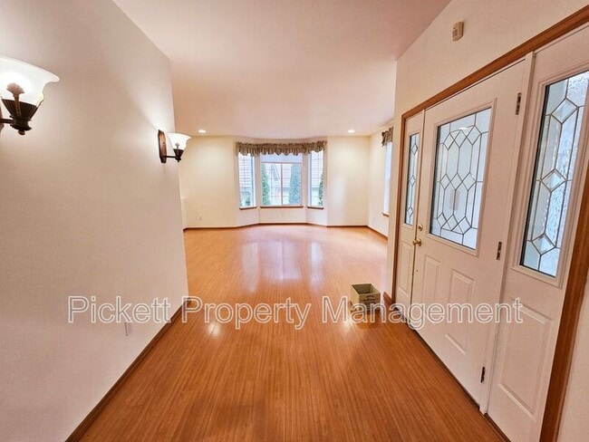 Photo - 5998 McCormick Woods Dr SW