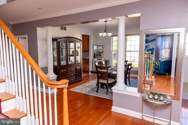 Building Photo - 320 Carolee Cir