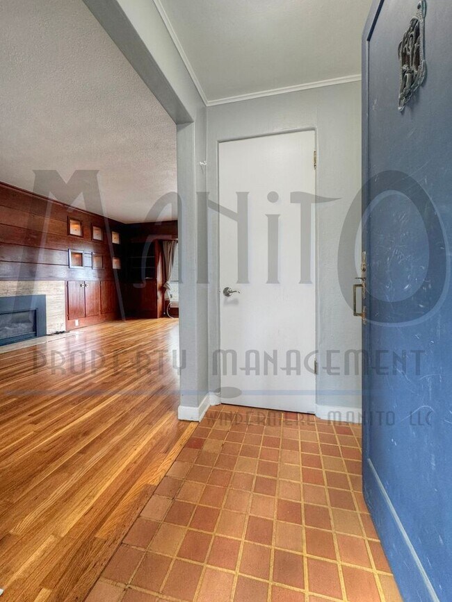 Photo - 1624 S Grand Blvd Unit Upper