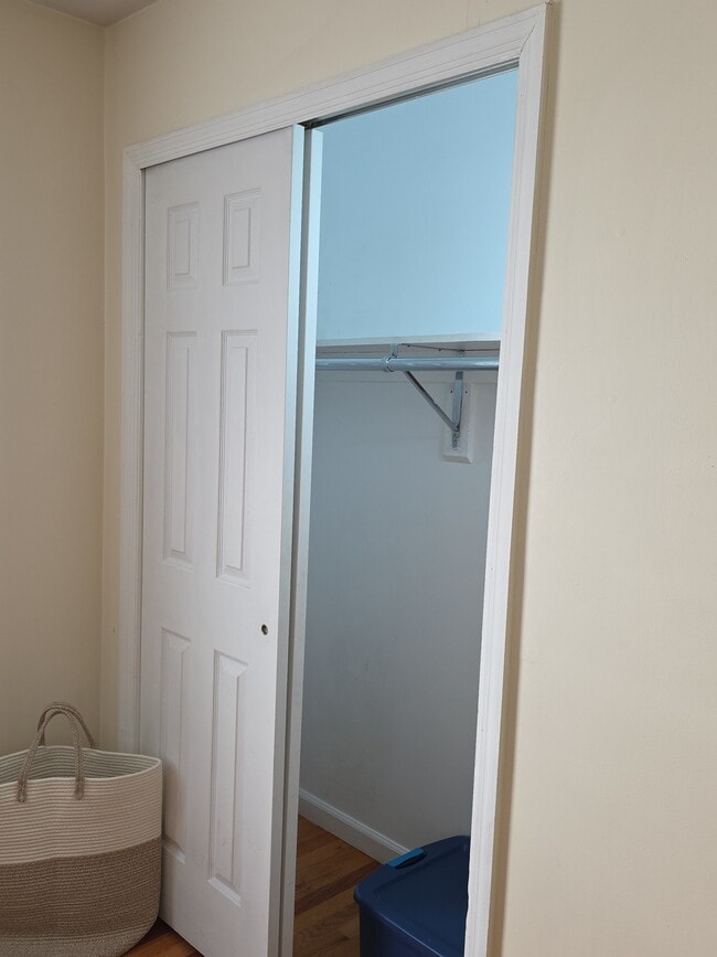 Photo - 15 Stagg St