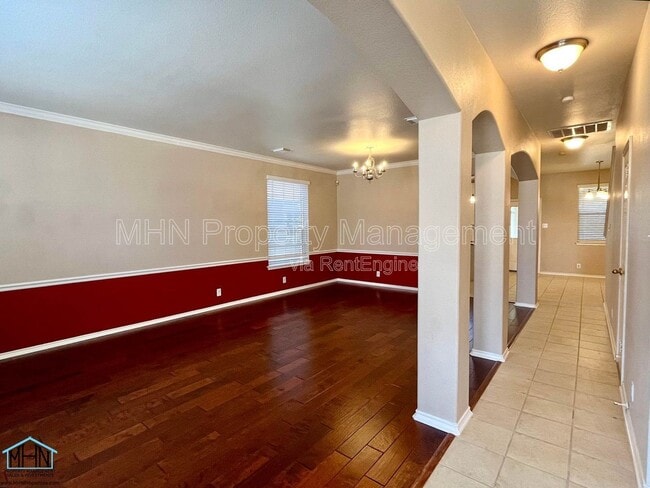 Photo - 9747 Copperway